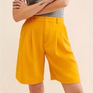 Maeve Anthropologie Pleated Bermuda Shorts NWT Size 2 Canary Golden Yellow